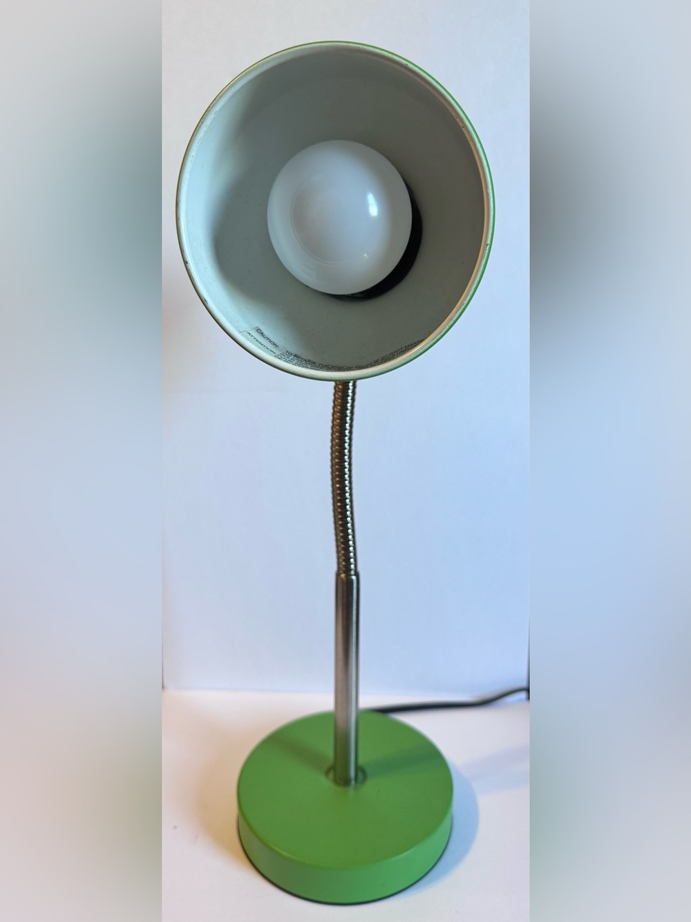 Intertek Adjustable Metal Desk Lamp Green/Silver Round Shade ETL 120V 60W